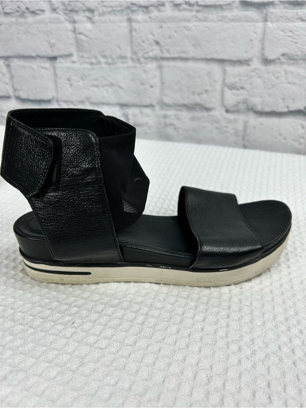 Eileen Fisher Spree Black Leather Mesh Sport Platform Sandals Women’s 8